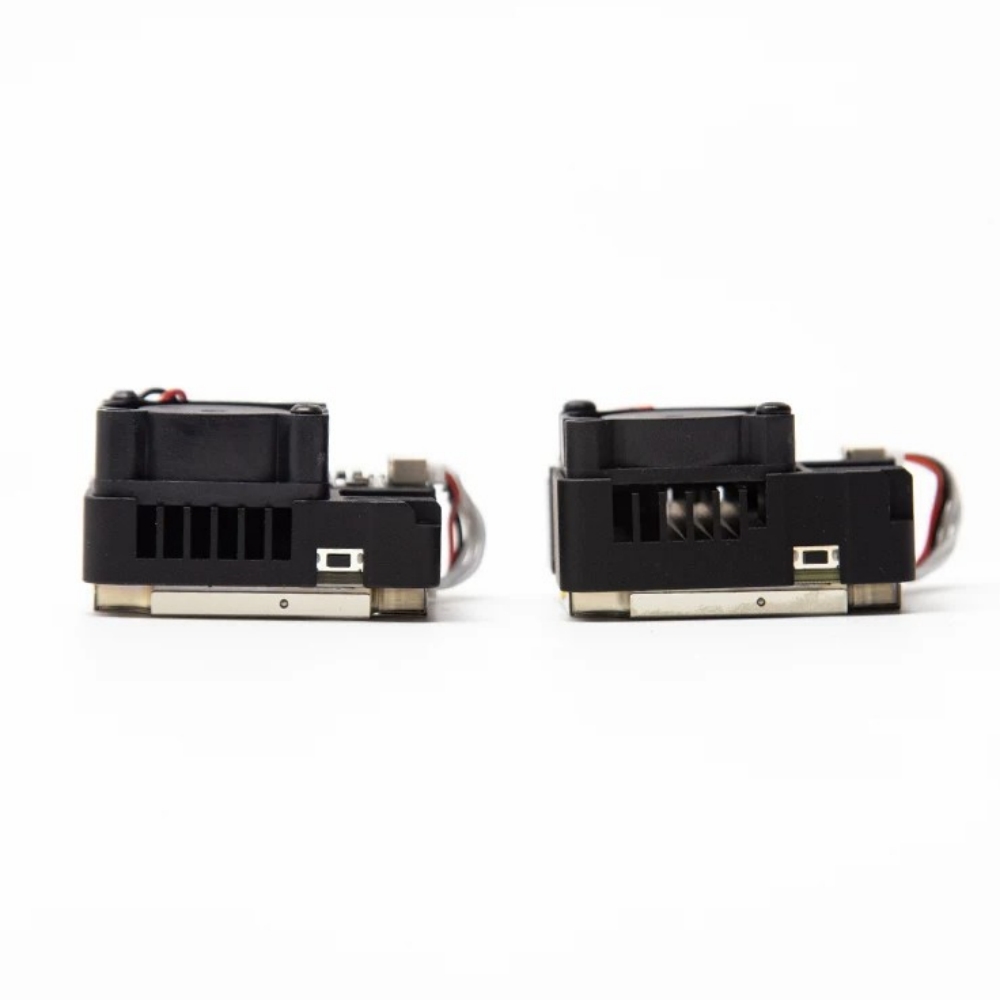Drone Racing Transmitter - NCZOBOE 56CH 長距離ビデオ送信機 CNCヒートシンク付き FPVレーシングプロ用ドローンパーツ 5.8G